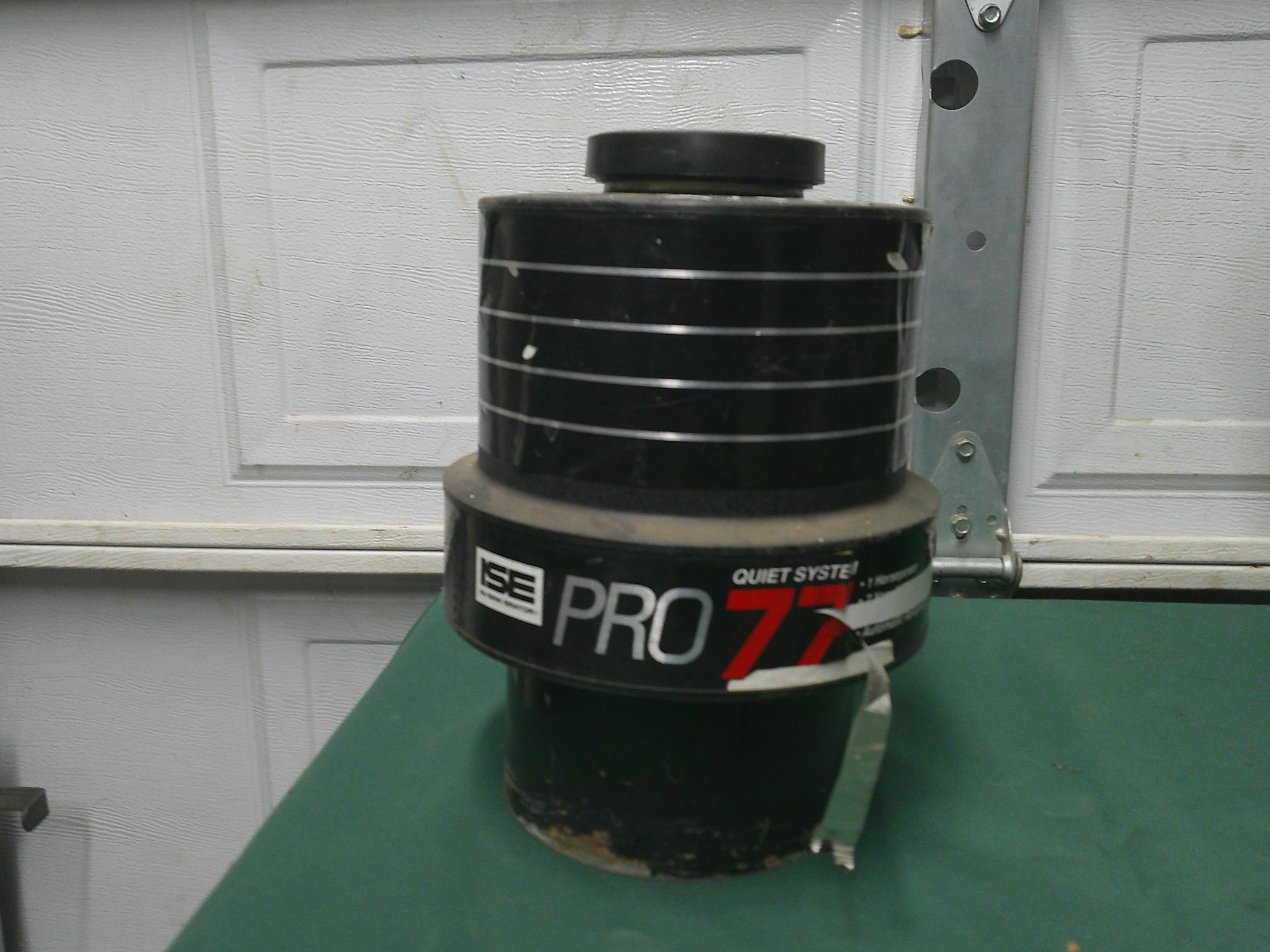 IN SINK ERATOR 1 HP GARBAGE DISPOSAL