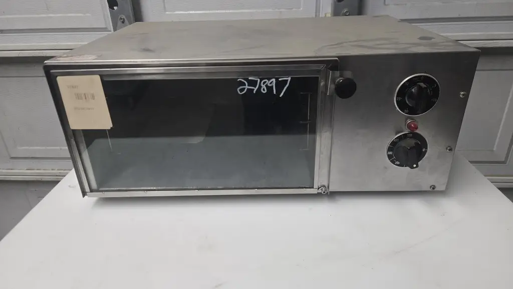 WISCO STAINLESS STEEL COUNTER TOP CONVECTION OVEN NSF