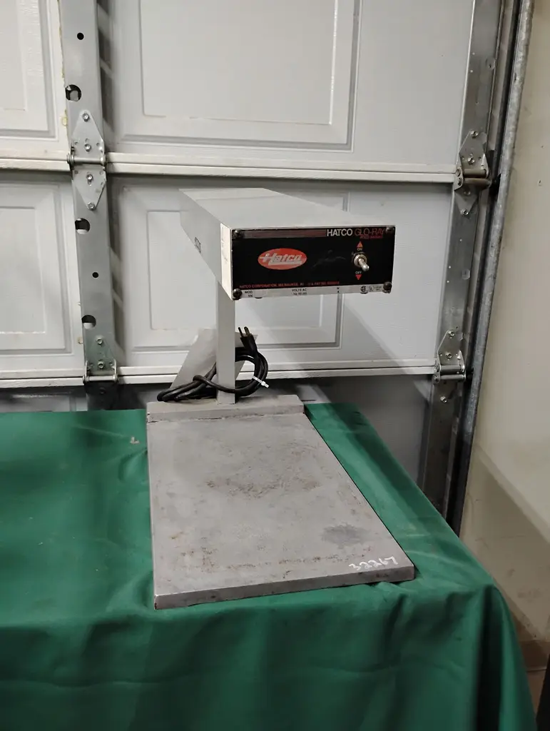 HATCO STRIP HEATER WITH BASE