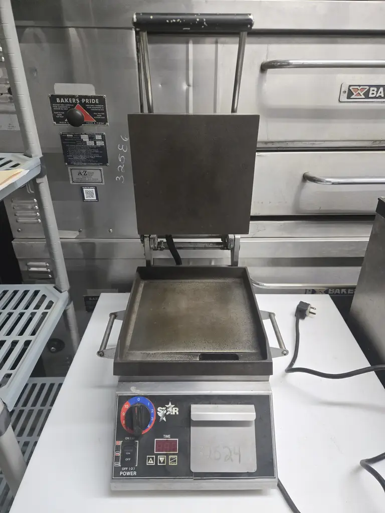 STAR PANINI SANDWICH GRILL