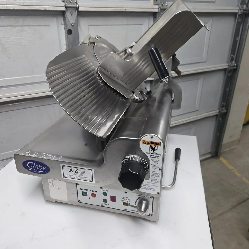 GLOBE MEAT SLICER NSF AUTOMATIC