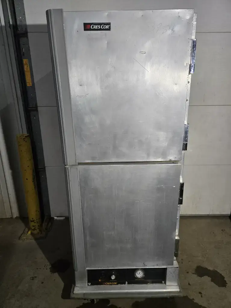 CRES COR COOK N HOLD ON CASTERS - NSF APPROVED