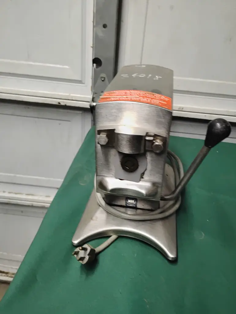 EDLUND ELECTRIC CAN OPENER