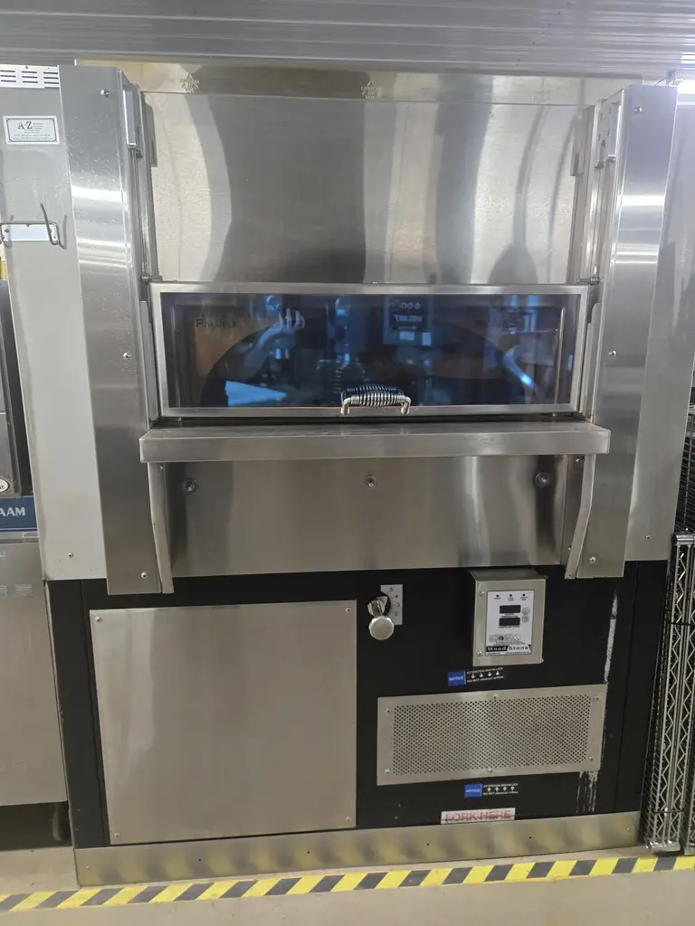 WOODSTONE FIRE DECK 6045 STONE HEARTH PIZZA OVEN - NATURAL GAS - ETL APPROVED