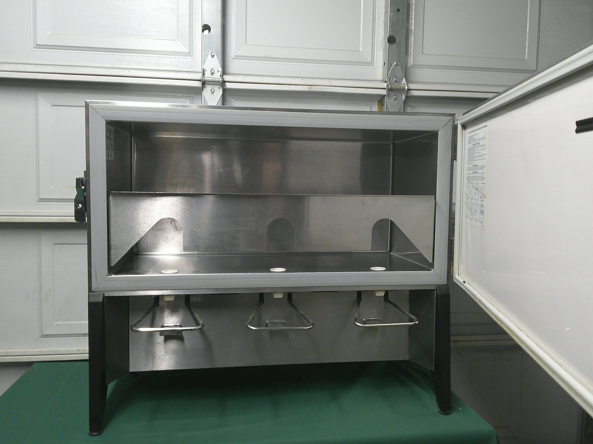 SK MAJESTIC MILK DISPENSER