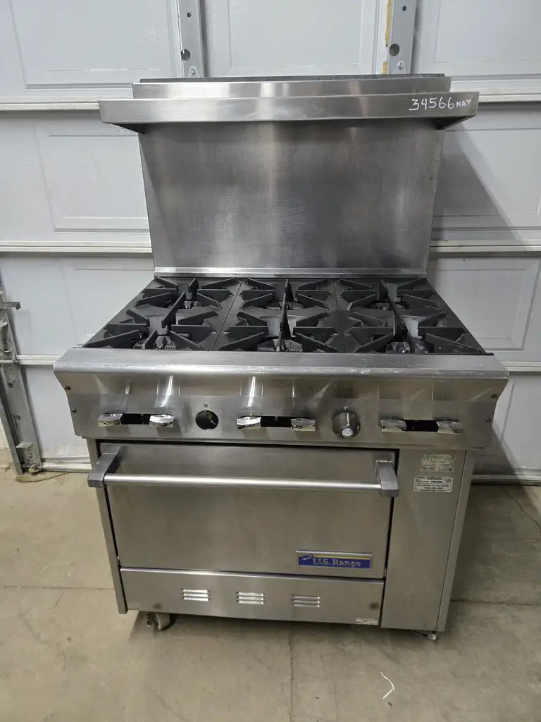 US RANGE 6 BURNER RANGE ON CASTERS WITH STANDARD OVEN - NATURAL GAS