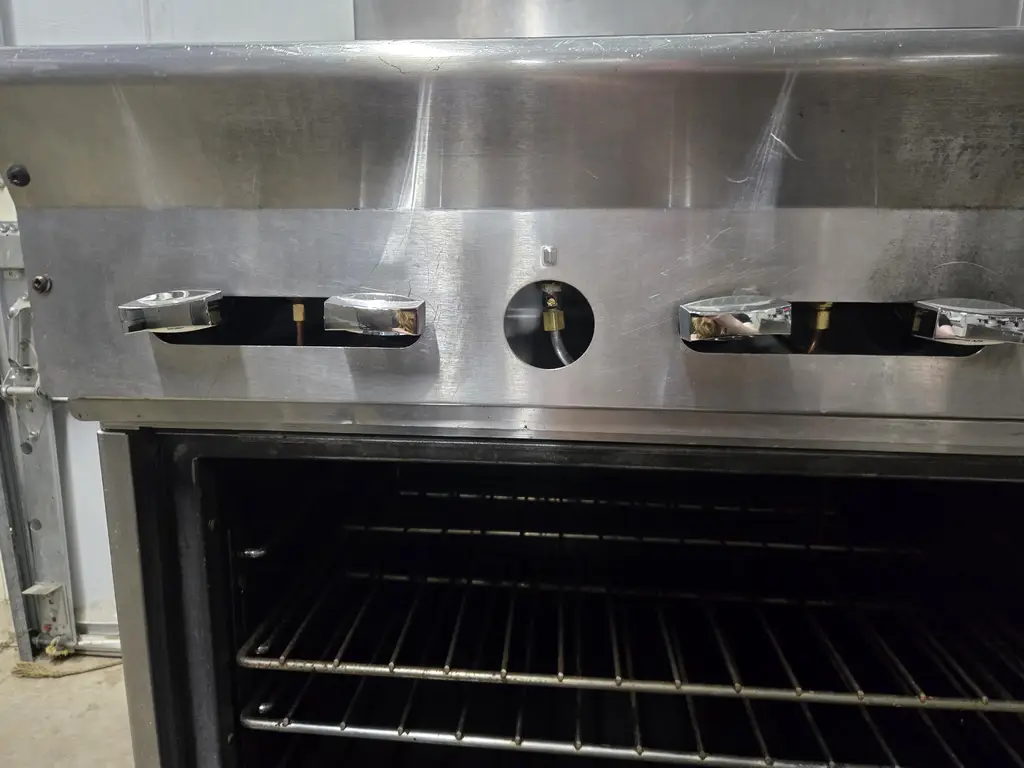 US RANGE 6 BURNER RANGE