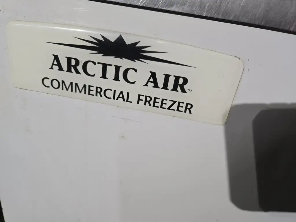 ARCTIC AIR NOVELTY FREEZER